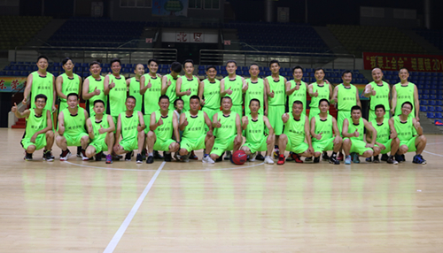 威远男子篮球队正式成立